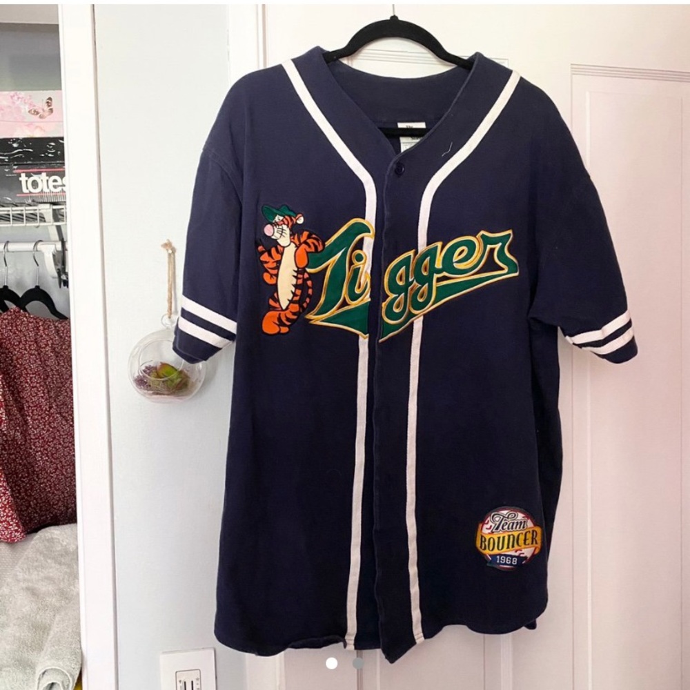 Vintage, Disney brand Jersey shirt ❣️